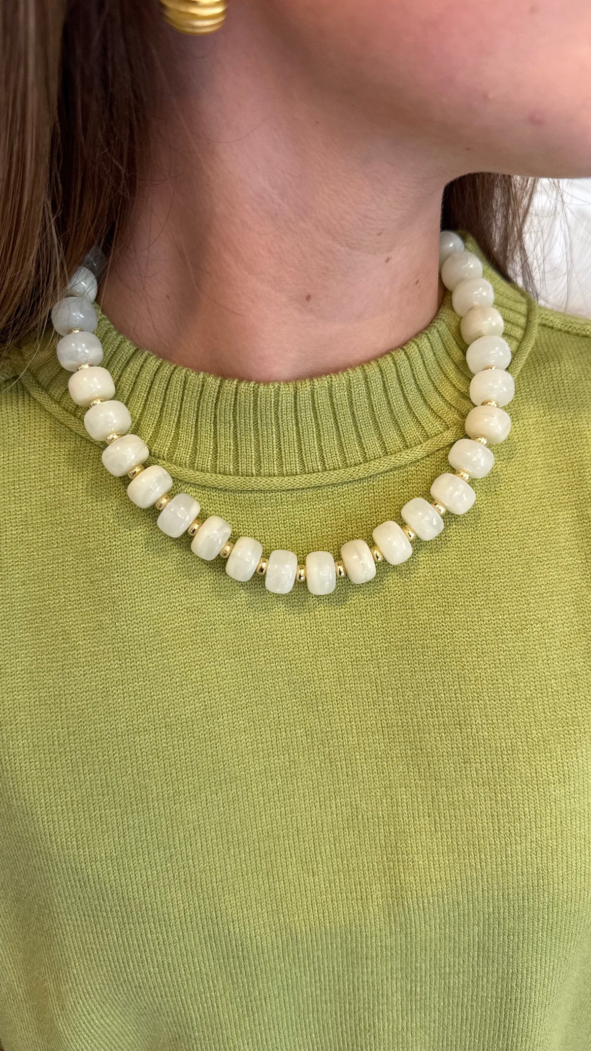 Cream and Gold Classic Beaded Necklace