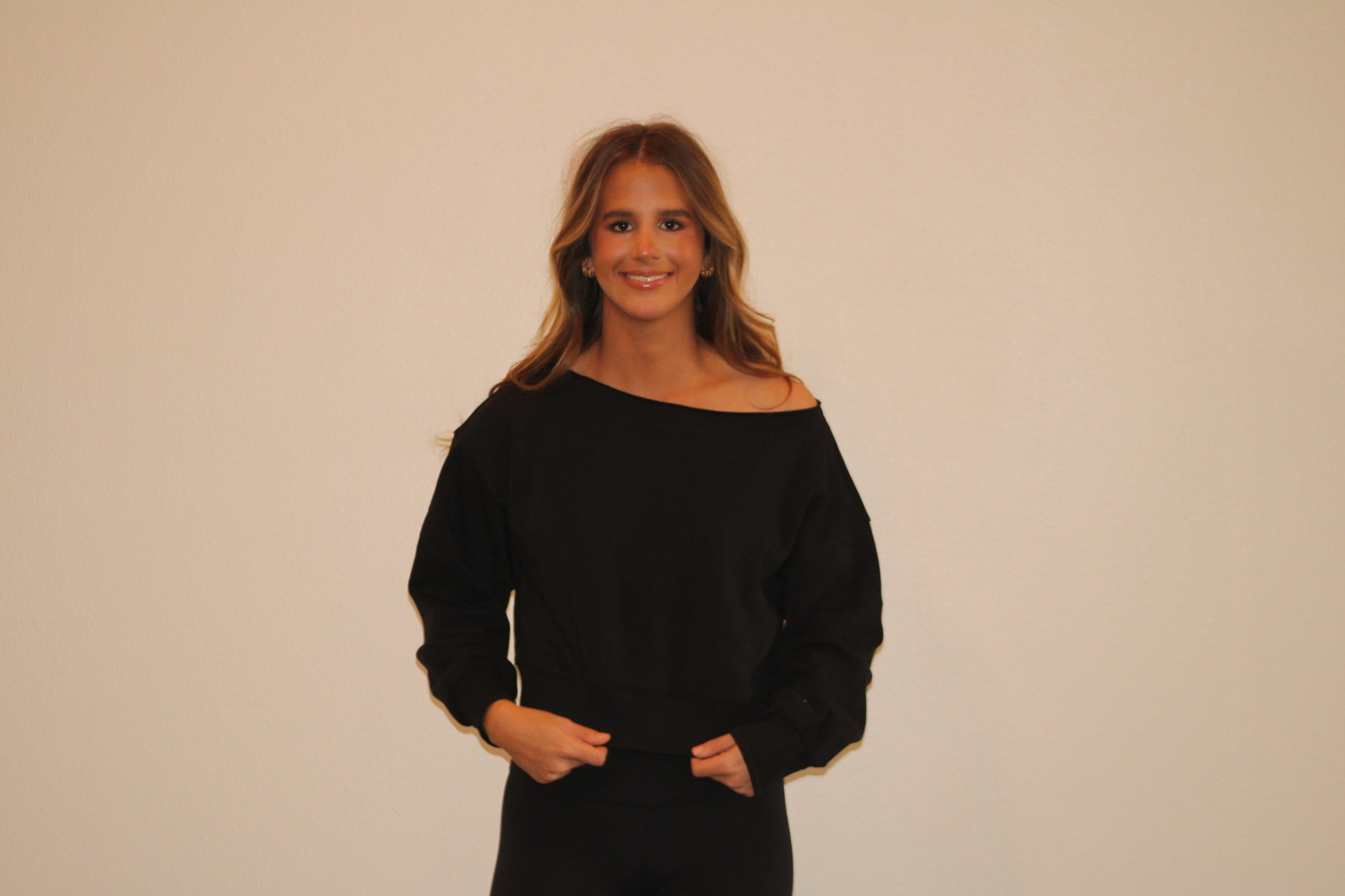 Black Boat Neck Pullover