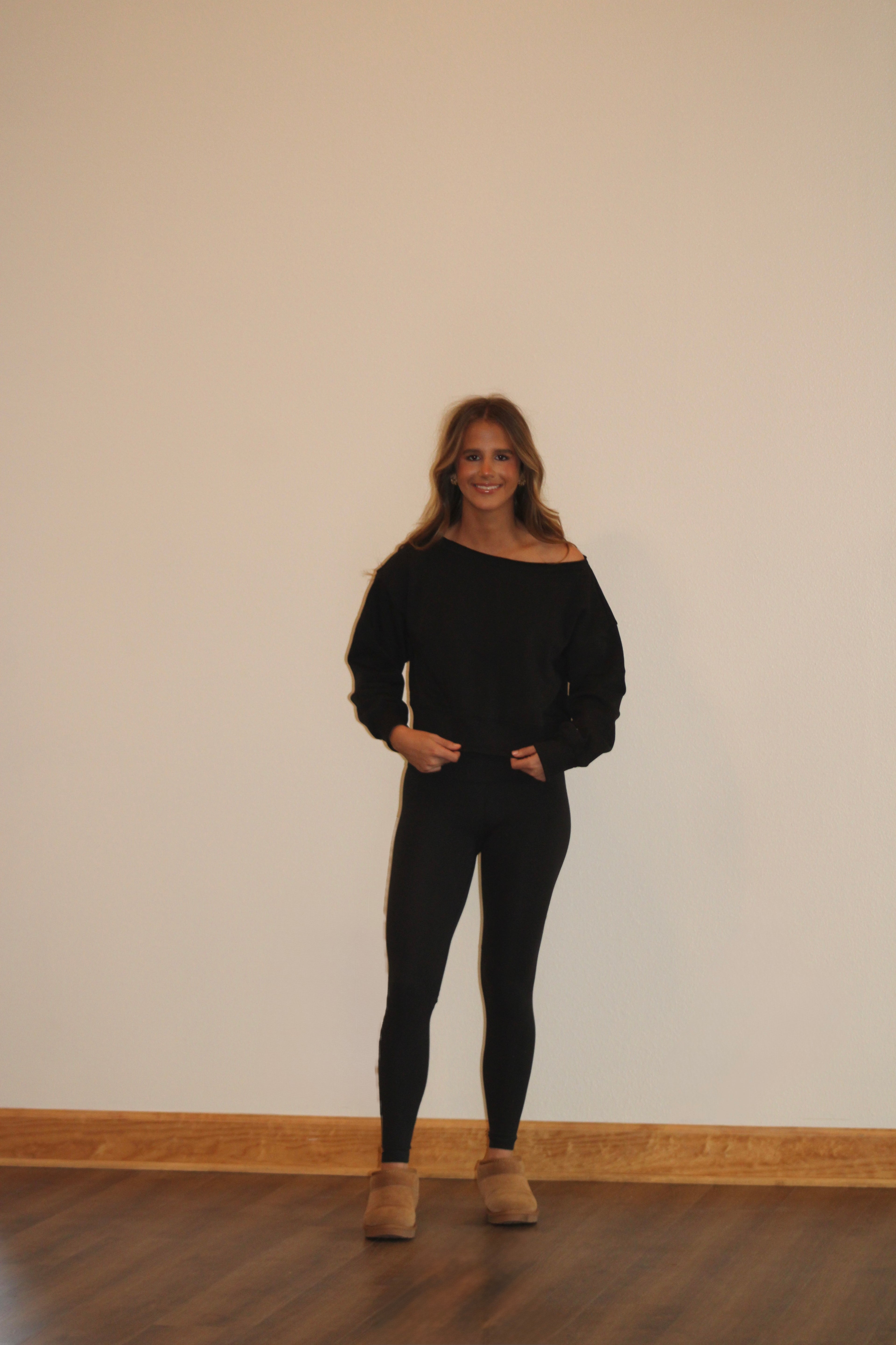 Black Boat Neck Pullover