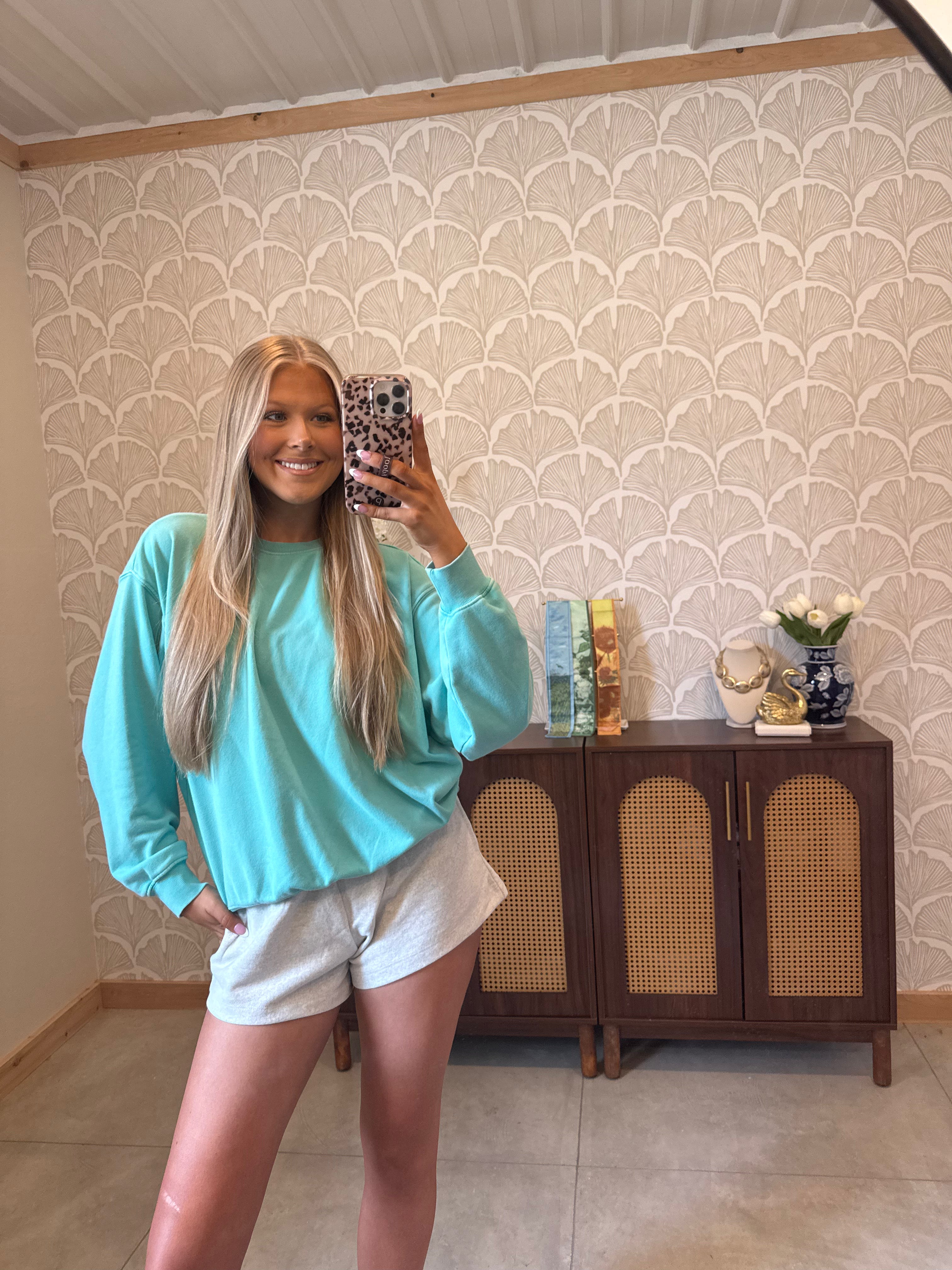 The Saylor Sweatshirt in Turquoise