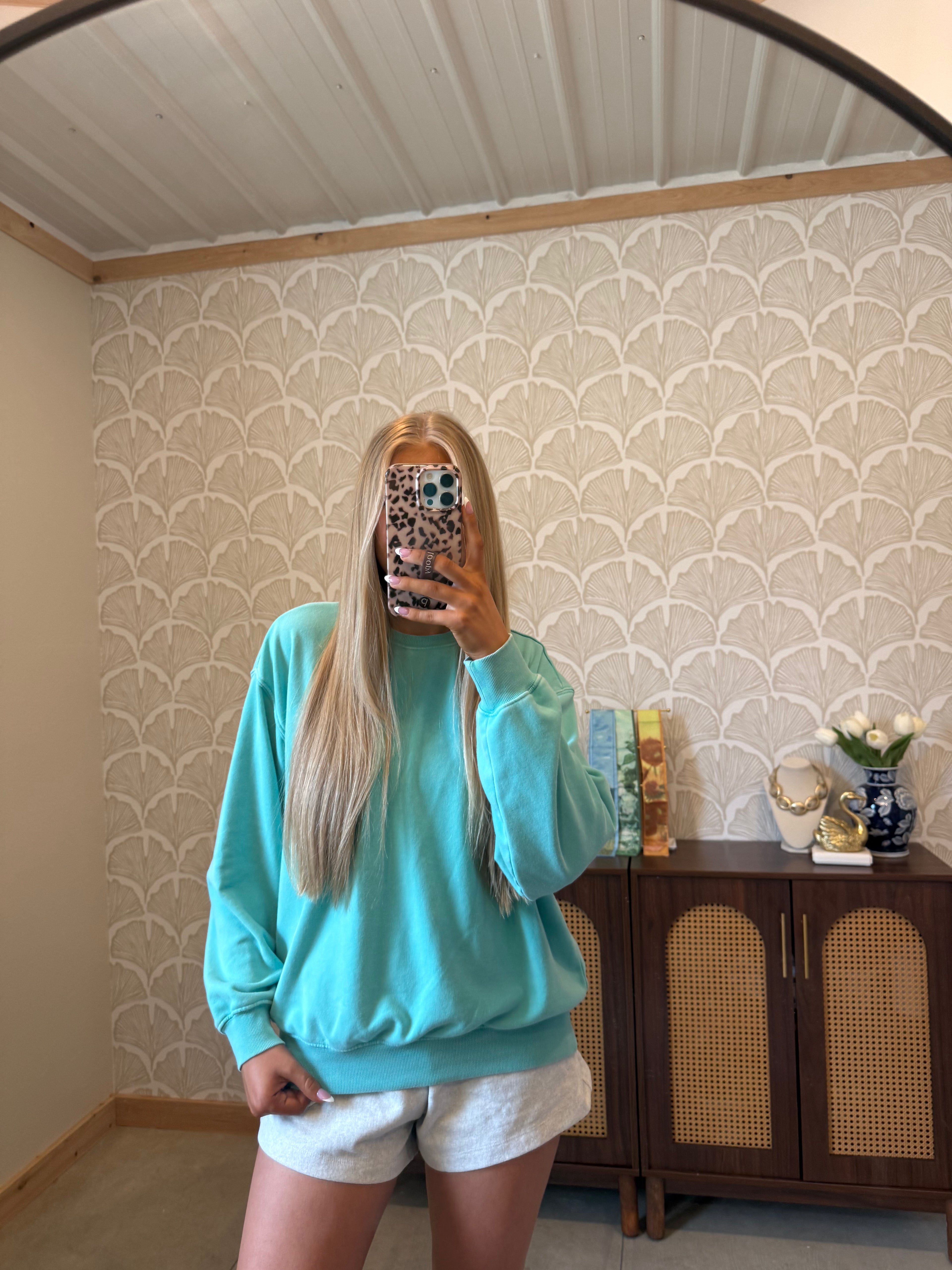 The Saylor Sweatshirt in Turquoise