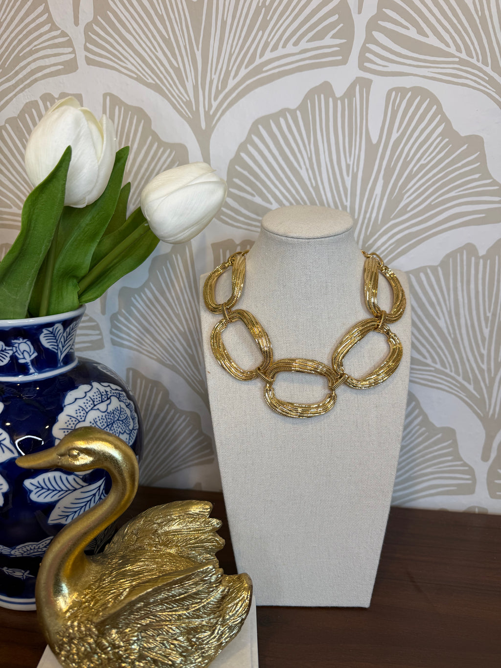 Bold Oval Chain Necklace