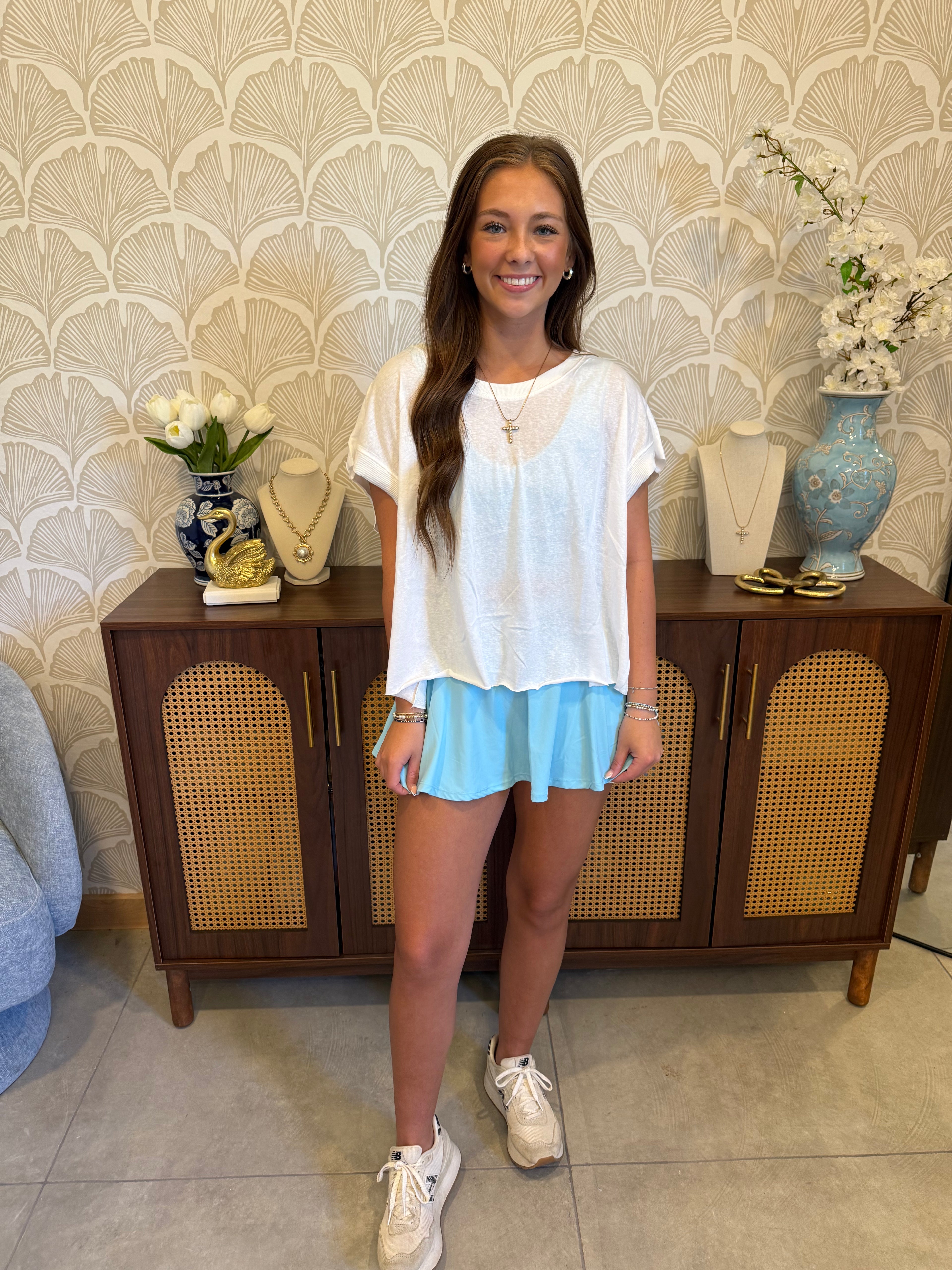 White Flow Top