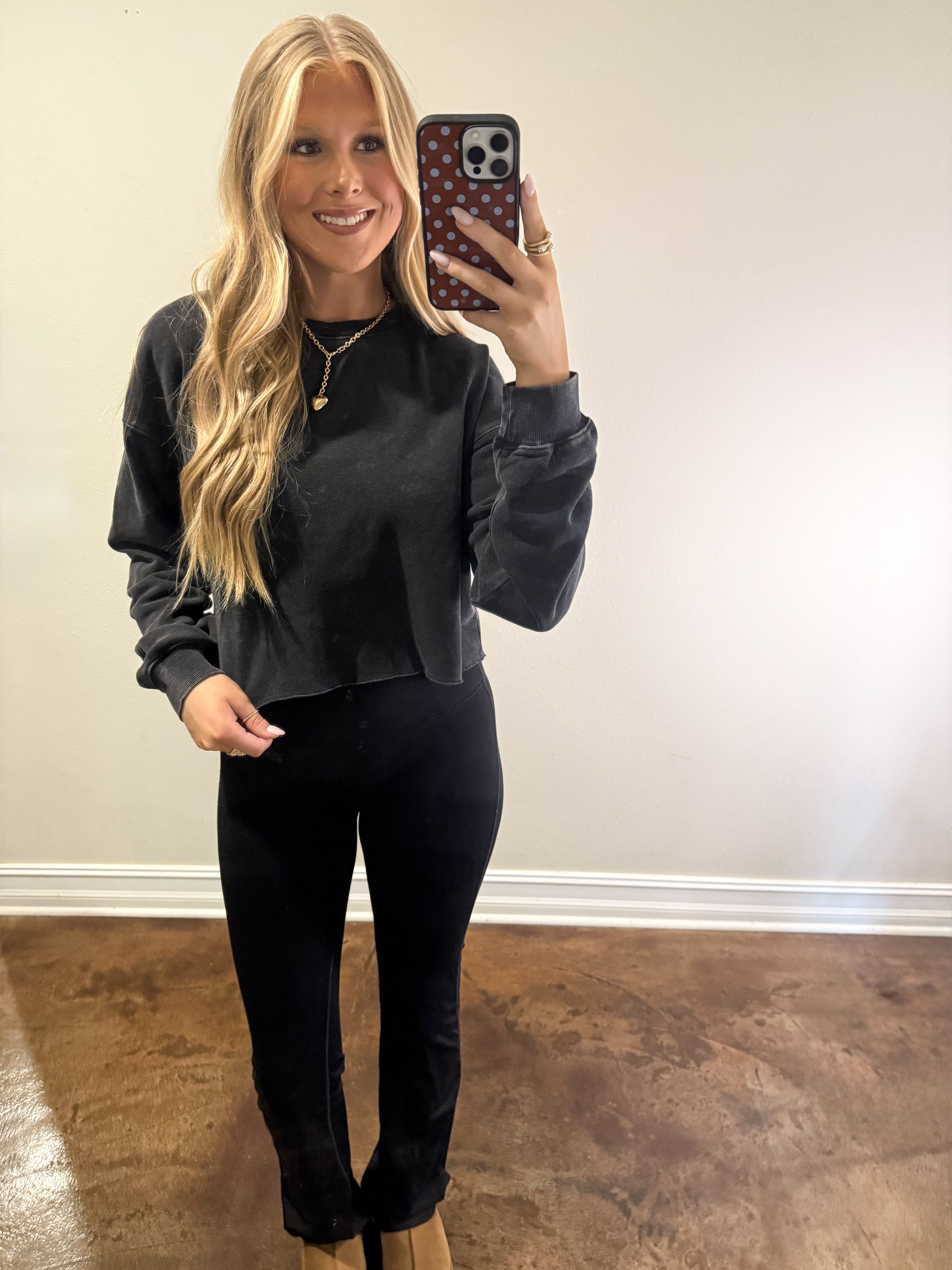 Harley Hemmed Pullover (Black)