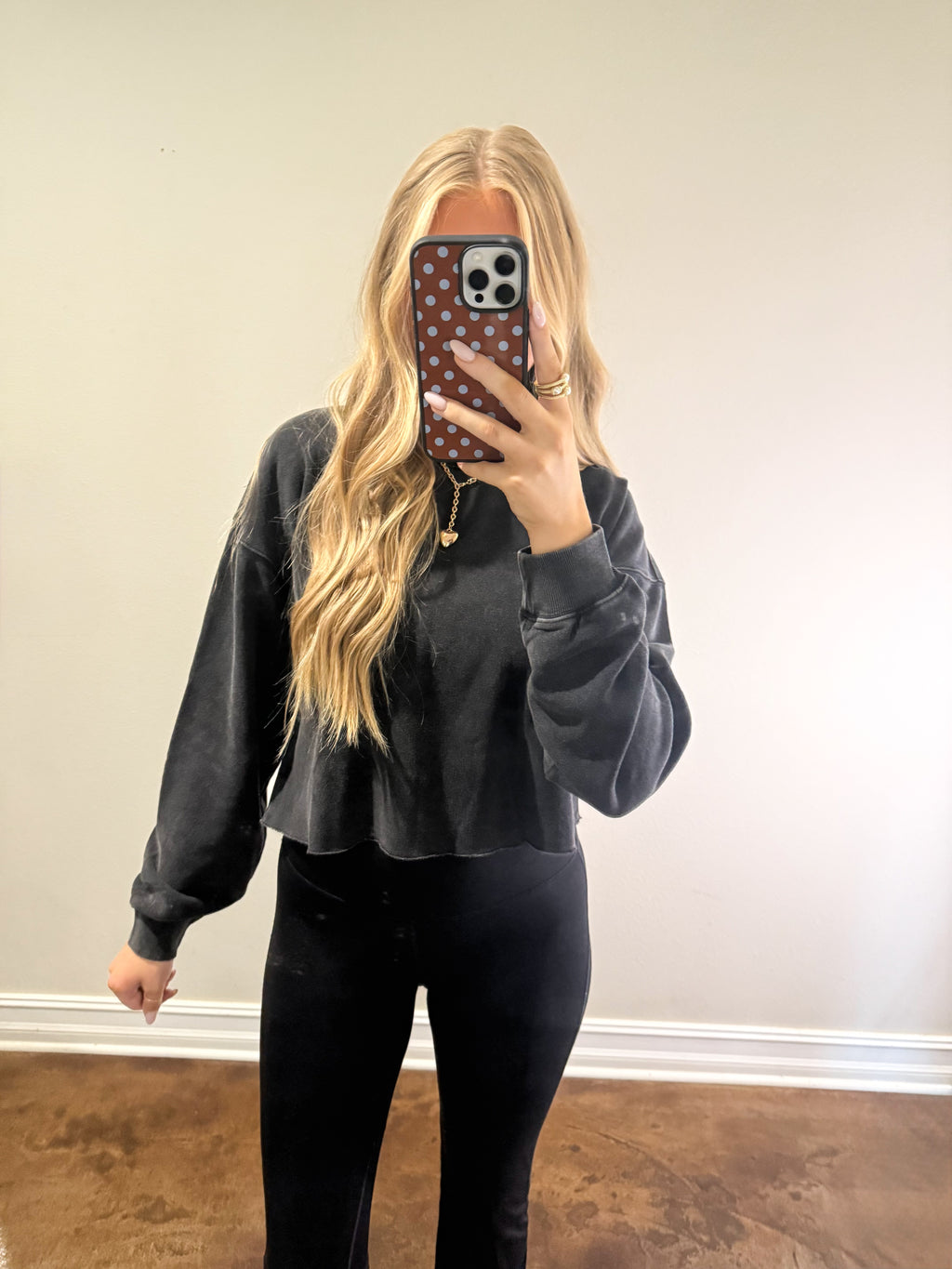 Harley Hemmed Pullover (Black)