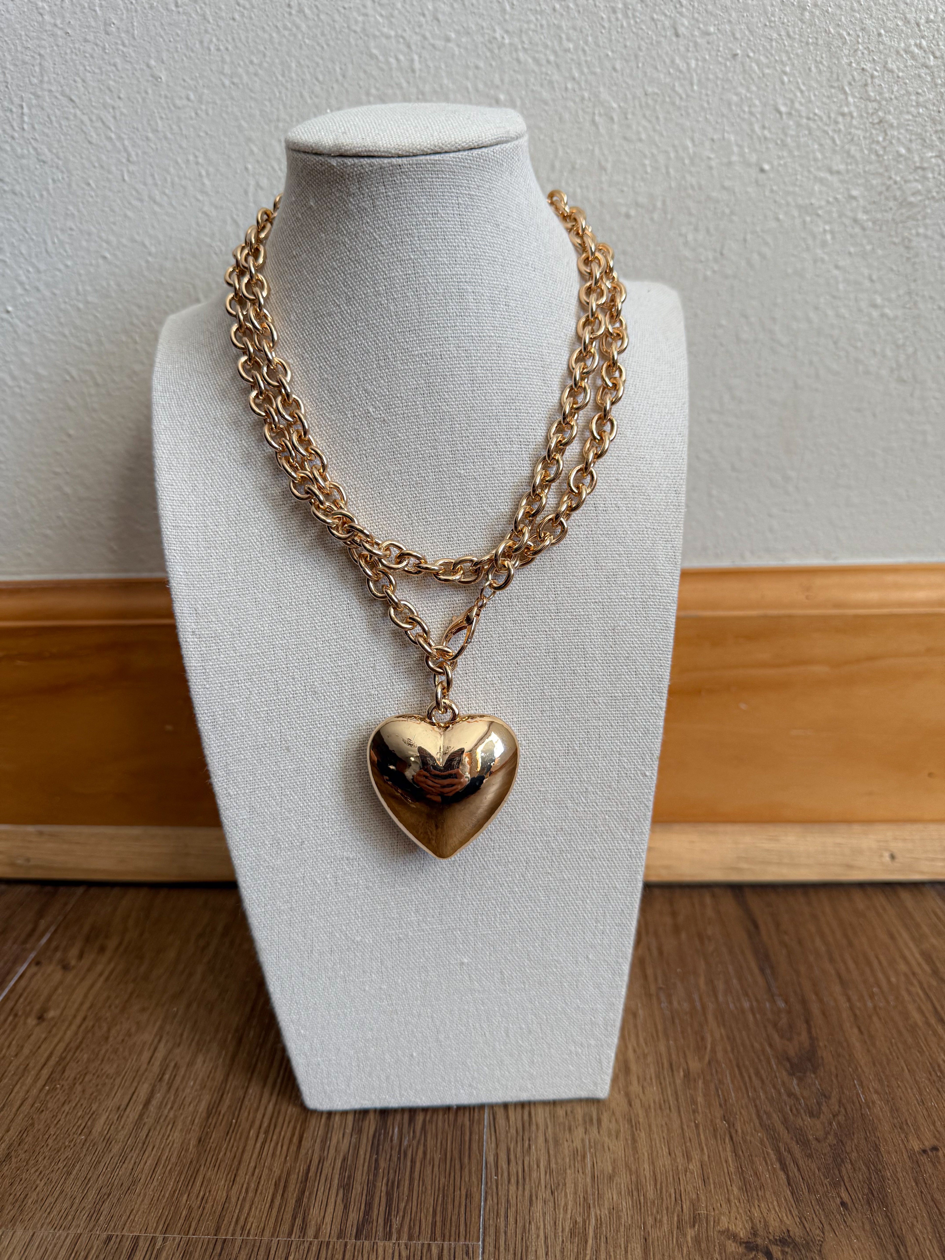 Heart Eyes Necklace