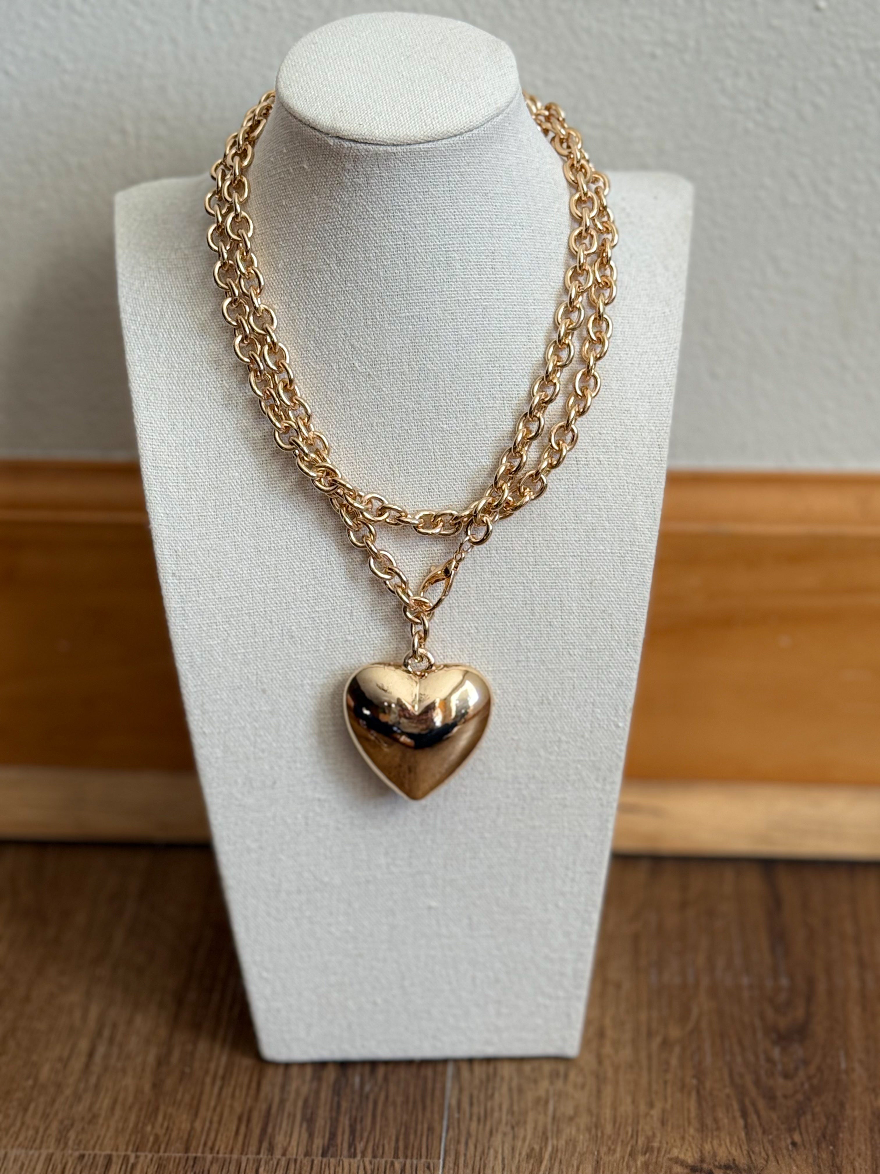 Heart Eyes Necklace